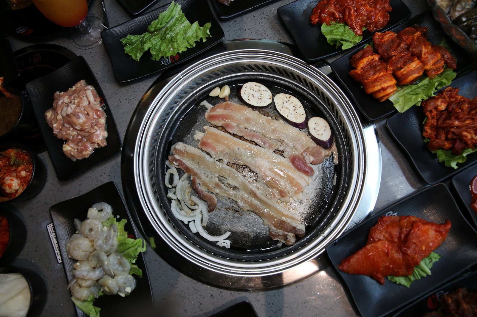 韩式烤肉火锅,Korean BBQ,桌边烧烤,团体聚餐